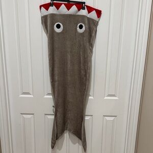Shark Blanket - Tan and Red